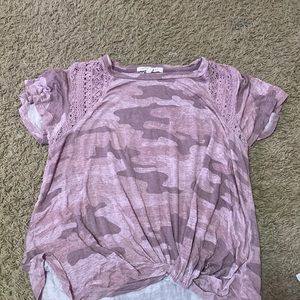 Pink camo t-shirt